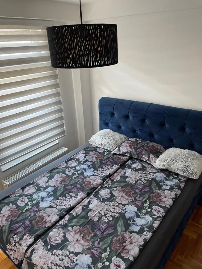 Apartman City Center 4-Setaliste ปรีเยดอร์ ภายนอก รูปภาพ