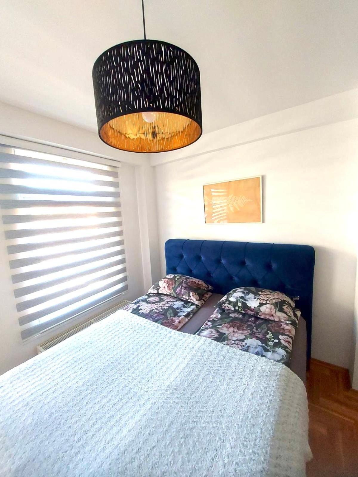 Apartman City Center 4-Setaliste ปรีเยดอร์ ภายนอก รูปภาพ